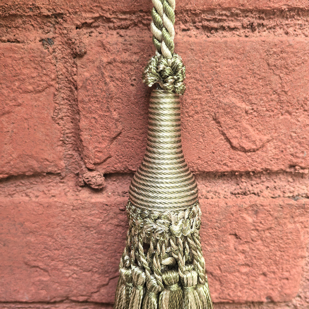 1 Pack Decorative Tassel with Hanging Loop, 14 in Total Length – Elegant Curtain Tieback, Door Handle Ornament, and Home Décor Accent E96147