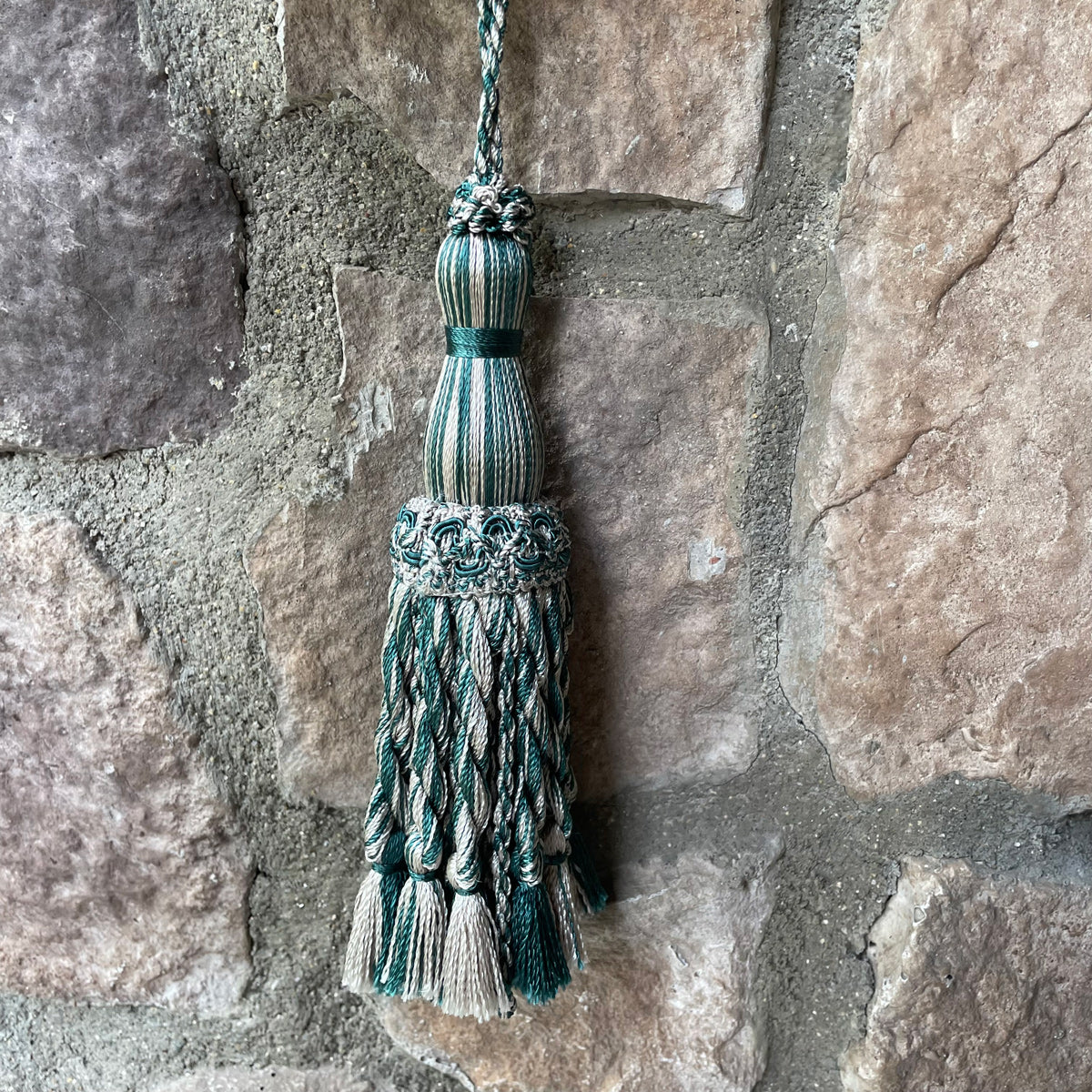 1 Pack Luxury Decorative Tassel with Loop, 11.8in Total Length – Double Layer Design, Ideal for Curtain Tiebacks, Home Décor, Keychains, and Craft Projects E1850