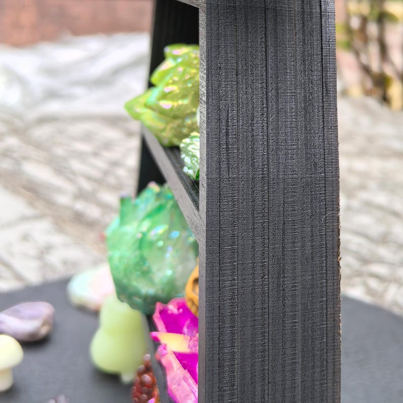 Witch Hat Crystal Shelf – Wooden Witchy Altar Display, Halloween Gothic Decor, Celestial Crystal Storage, Wiccan Ritual Shelf