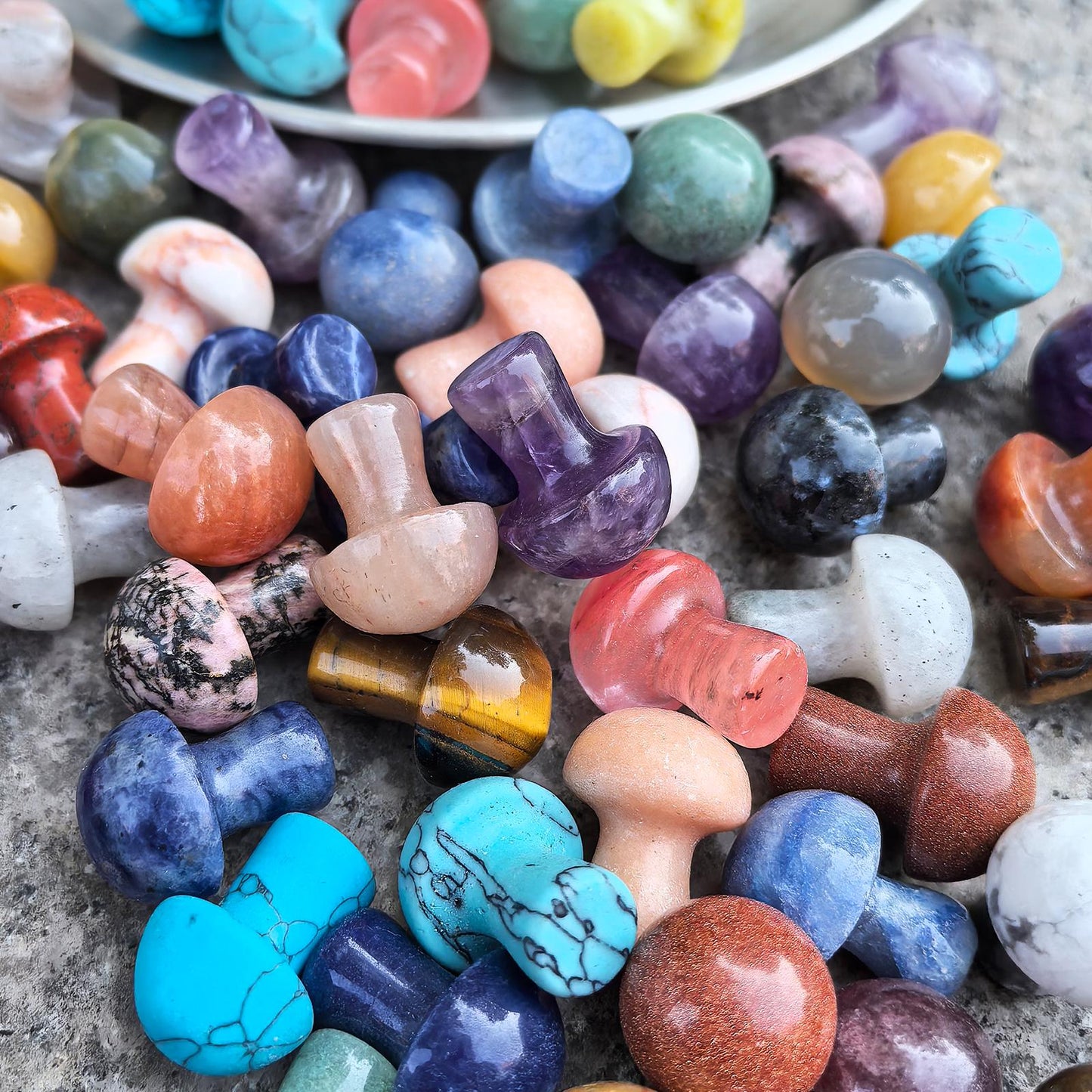 20 Pcs Mini Crystal Mushrooms - Healing Crystals for Mushroom Decor, Mushroom Figurines, Small Crystals, Mini Crystals, Mushroom Gifts