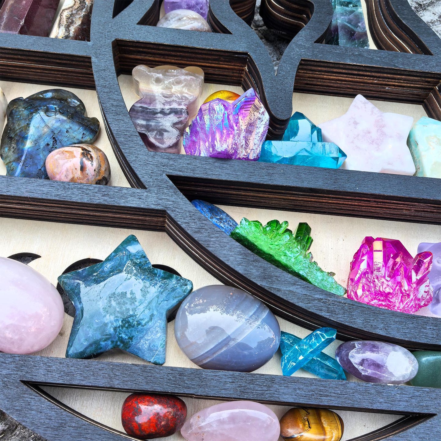 Cat Moon Crystal Shelf – Wooden Display Shelf for Crystals, Witchy Decor, Gothic Home Decor, Boho Altar Storage, Celestial Wall Art