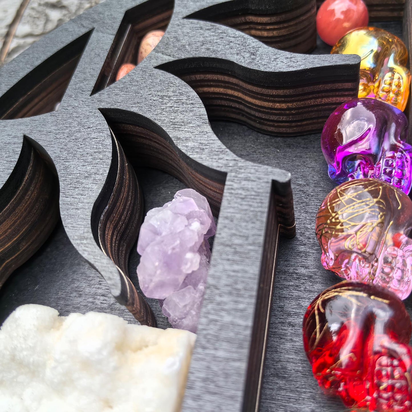 Sun & Moon Crystal Shelf – Wooden Celestial Display Shelf, Witchy Altar Decor, Gothic Home Storage, Spiritual Boho Wall Art