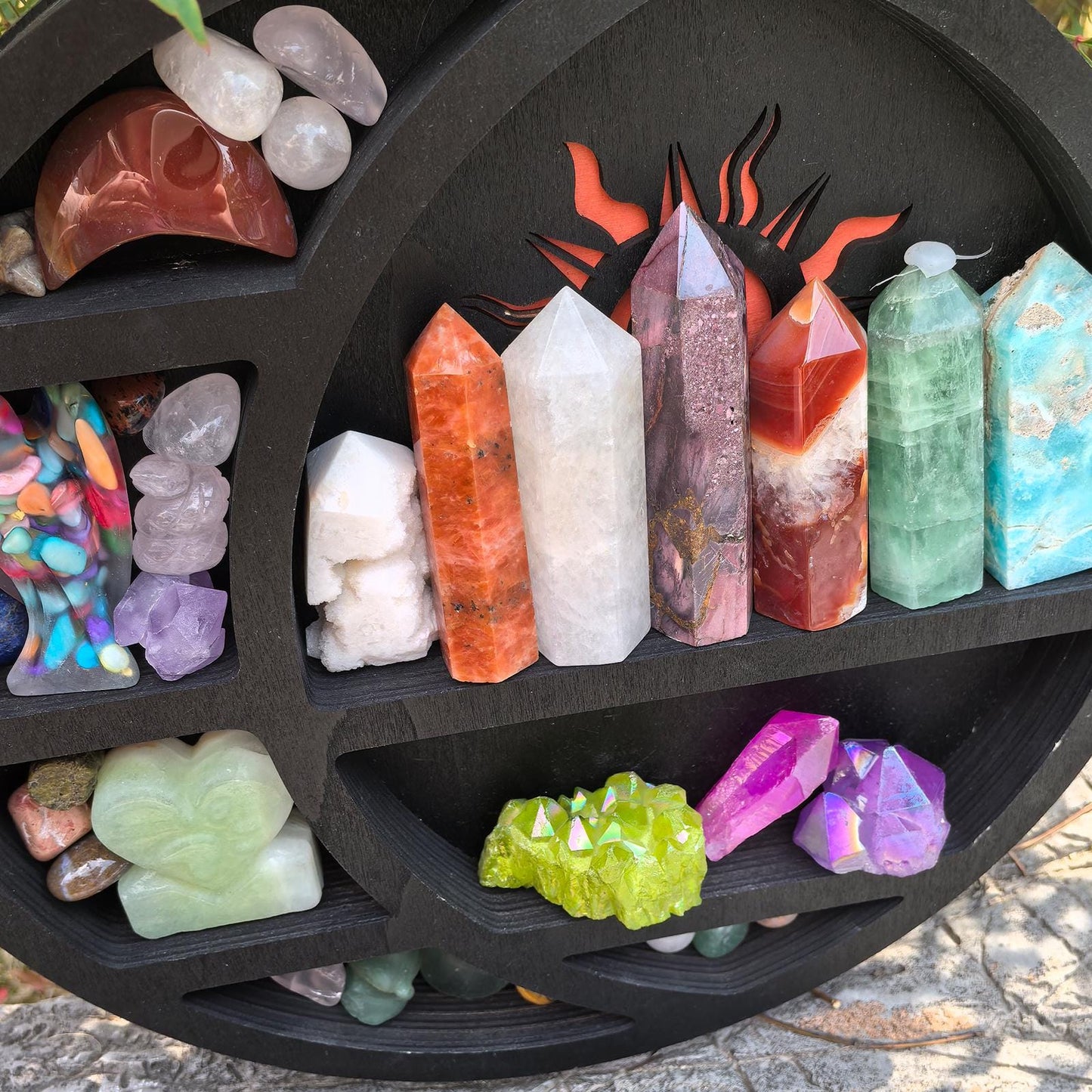 Sun Crystal Shelf – Wooden Sunburst Crystal Display, Boho Celestial Wall Art, Witchy Altar Storage, Spiritual Crystal Holder