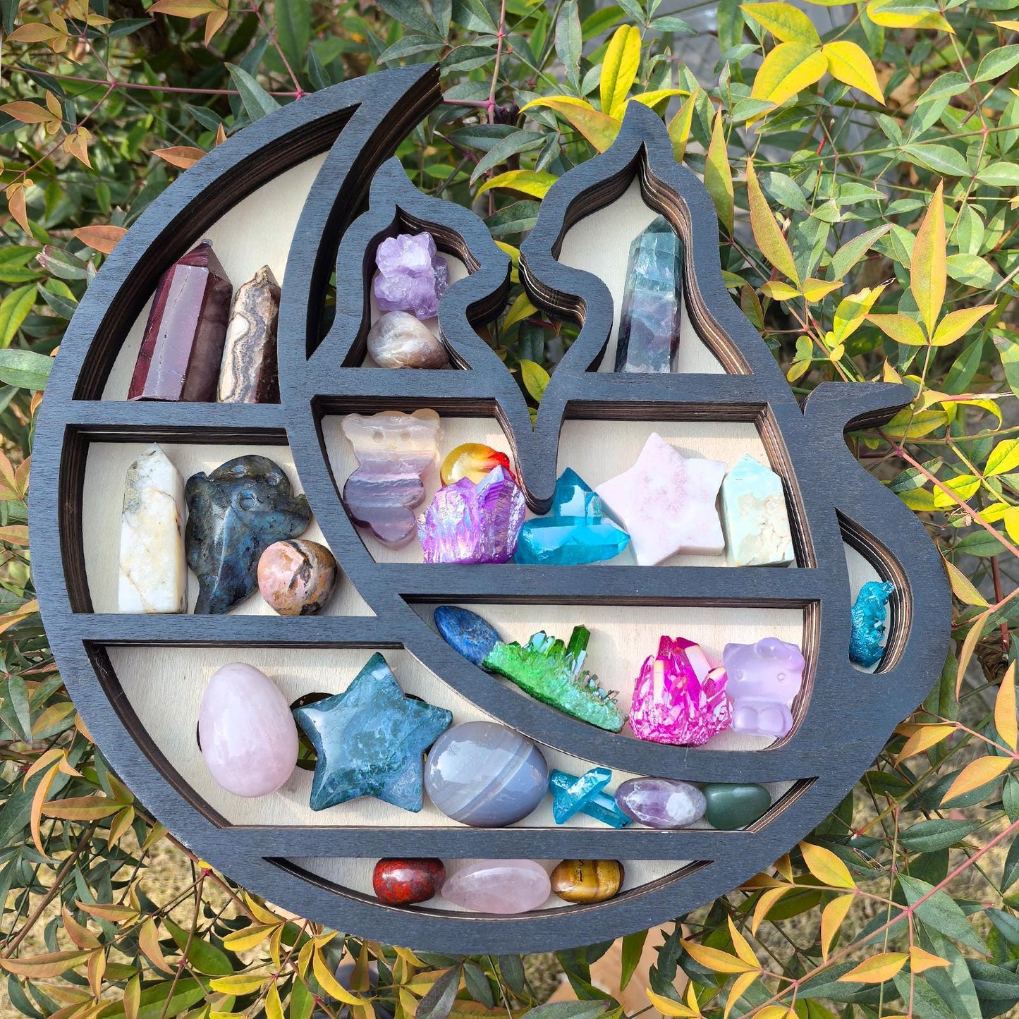 Cat Moon Crystal Shelf – Wooden Display Shelf for Crystals, Witchy Decor, Gothic Home Decor, Boho Altar Storage, Celestial Wall Art
