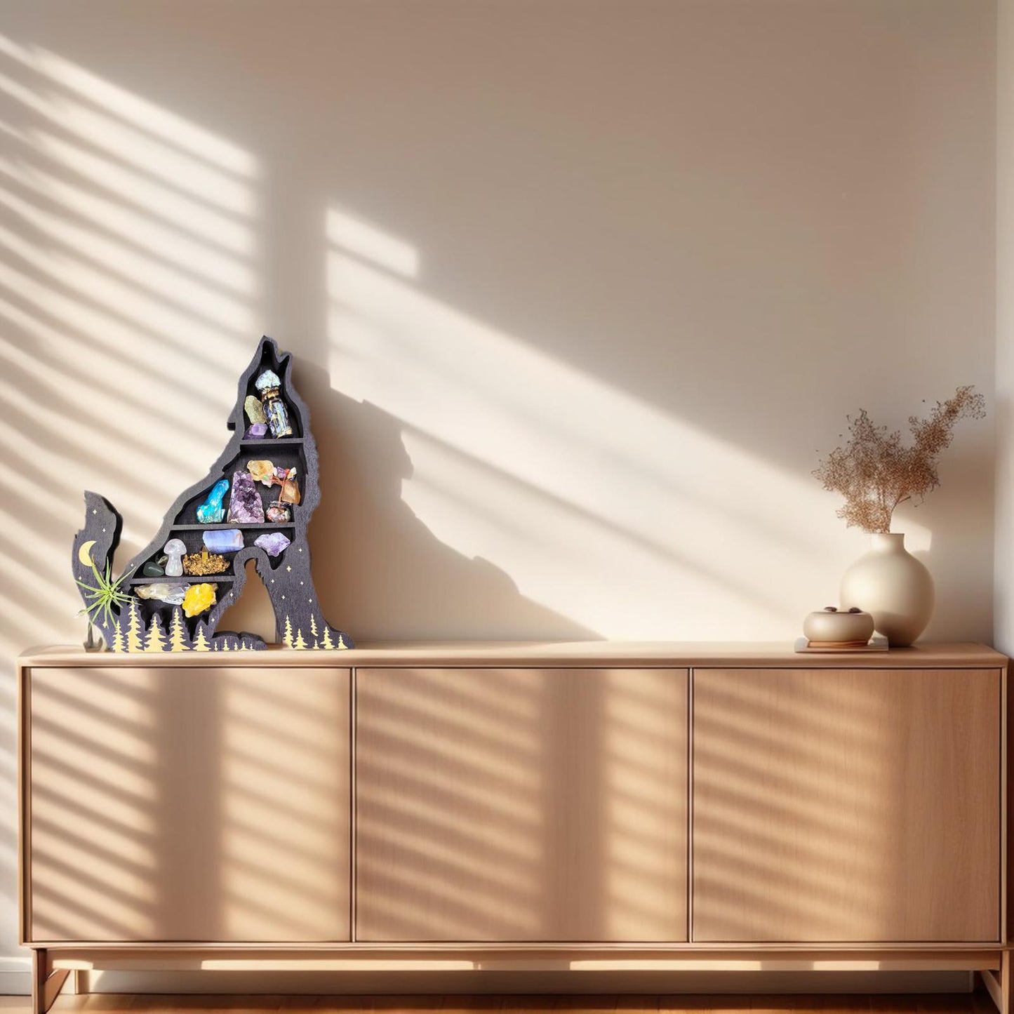 Howling Wolf Crystal Shelf – Wooden Wolf Moon Display, Witchy Altar Decor, Boho Spiritual Storage, Gothic Home Accent, Nature Wall Art